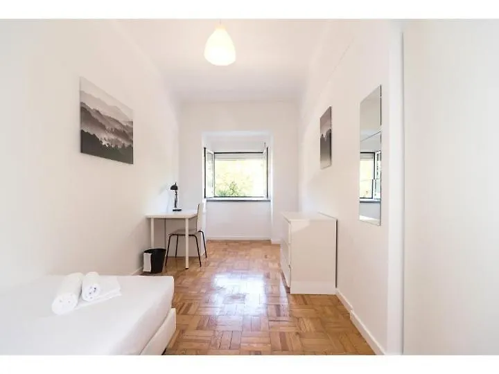 Houze_4 Bedroom Apt Near Jardim Zoologico Lisboa 0*,